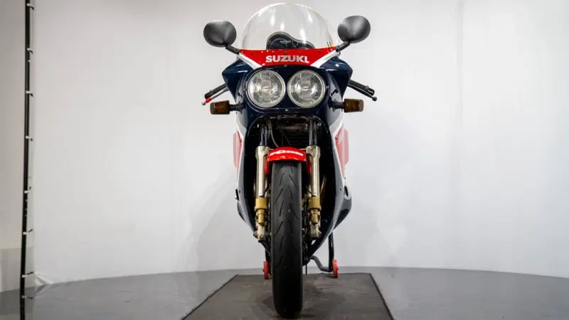 Suzuki GSX-R 1100 (5)