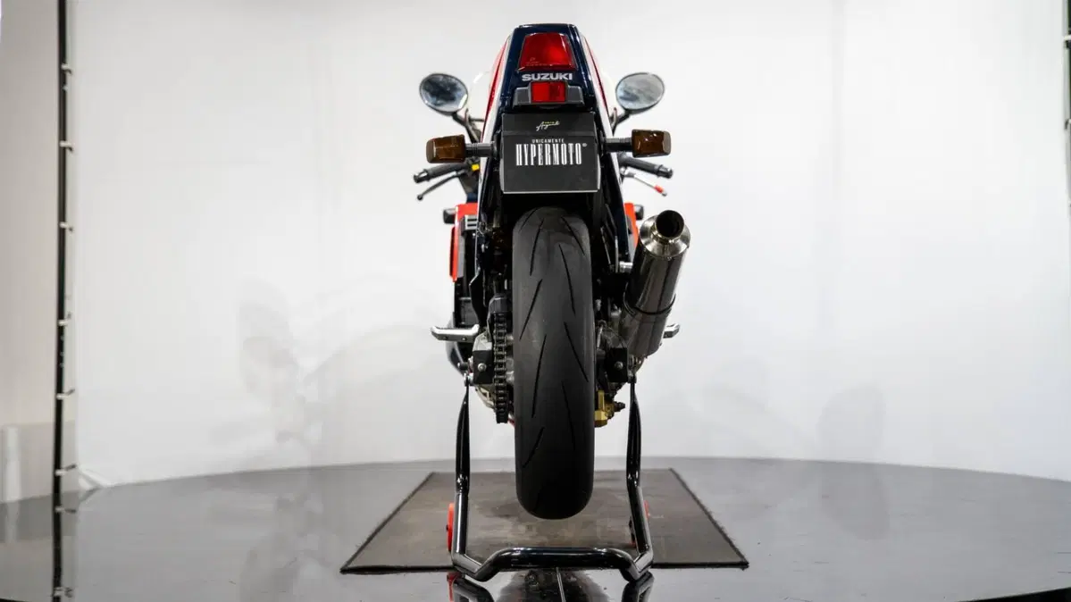 Suzuki GSX-R 1100 (9)