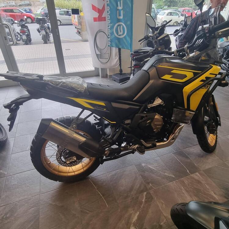 Voge Valico 800DSX Rally (2025) (5)