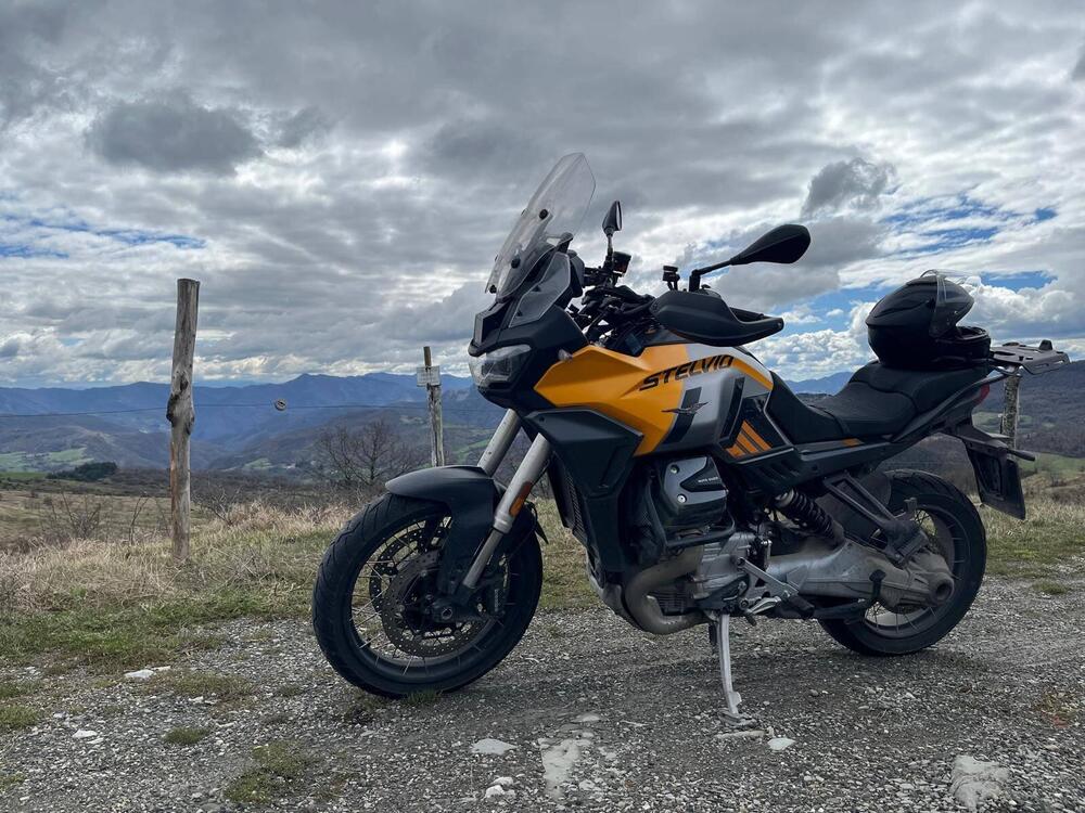 Moto Guzzi Stelvio PFF (2024 - 25) (2)