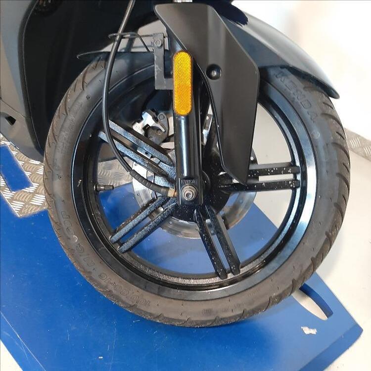 Kymco Agility 50 R16 + (2021 - 25) (3)