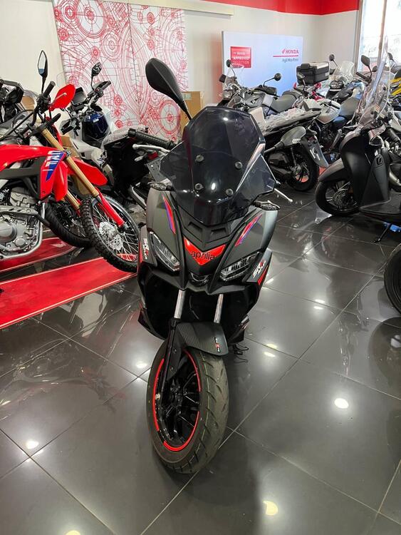 Aprilia SR GT 200 Replica (2024 - 25) (2)