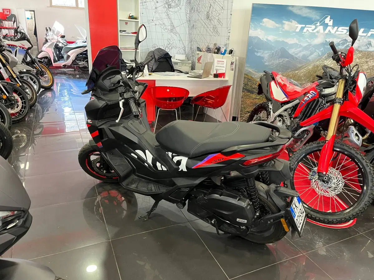 Aprilia SR GT 200 Replica (2024 - 25) (3)
