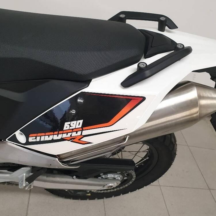 KTM 690 Enduro R (2012 - 17) (4)