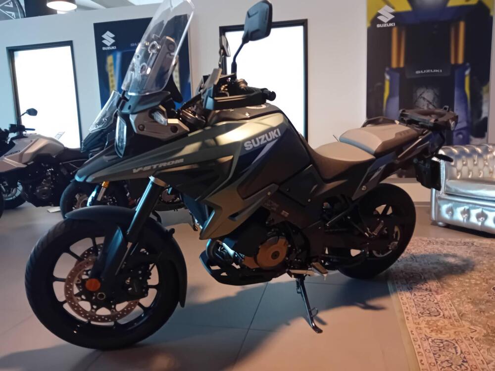 Suzuki V-Strom 1050SE (2025) (4)