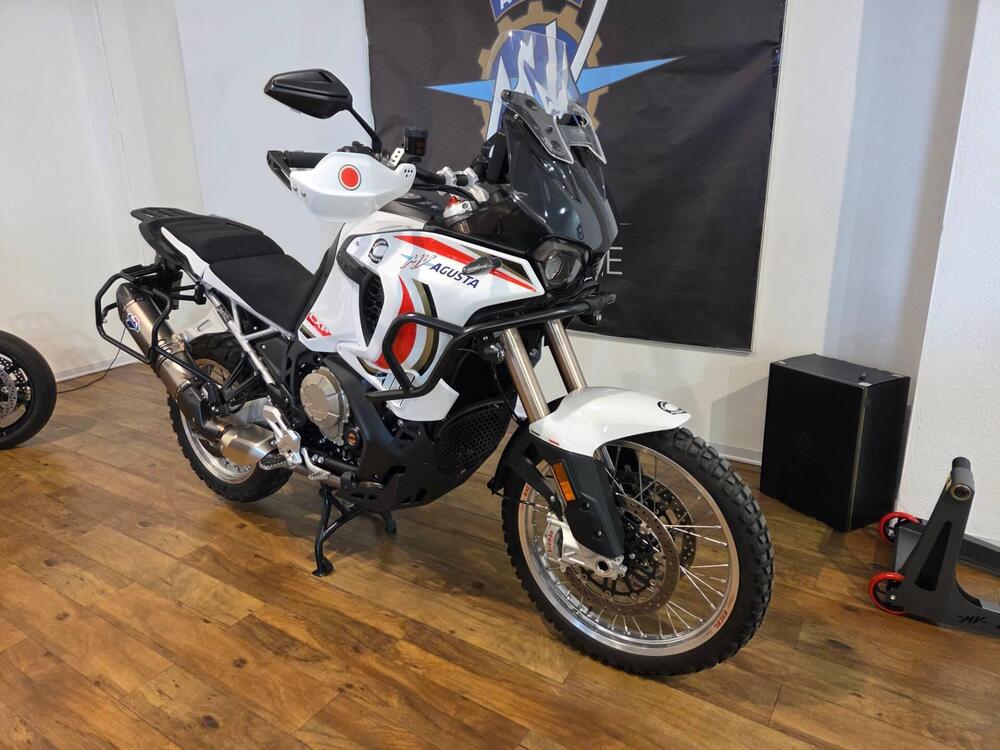 MV Agusta LXP Orioli (2024 - 25) (4)