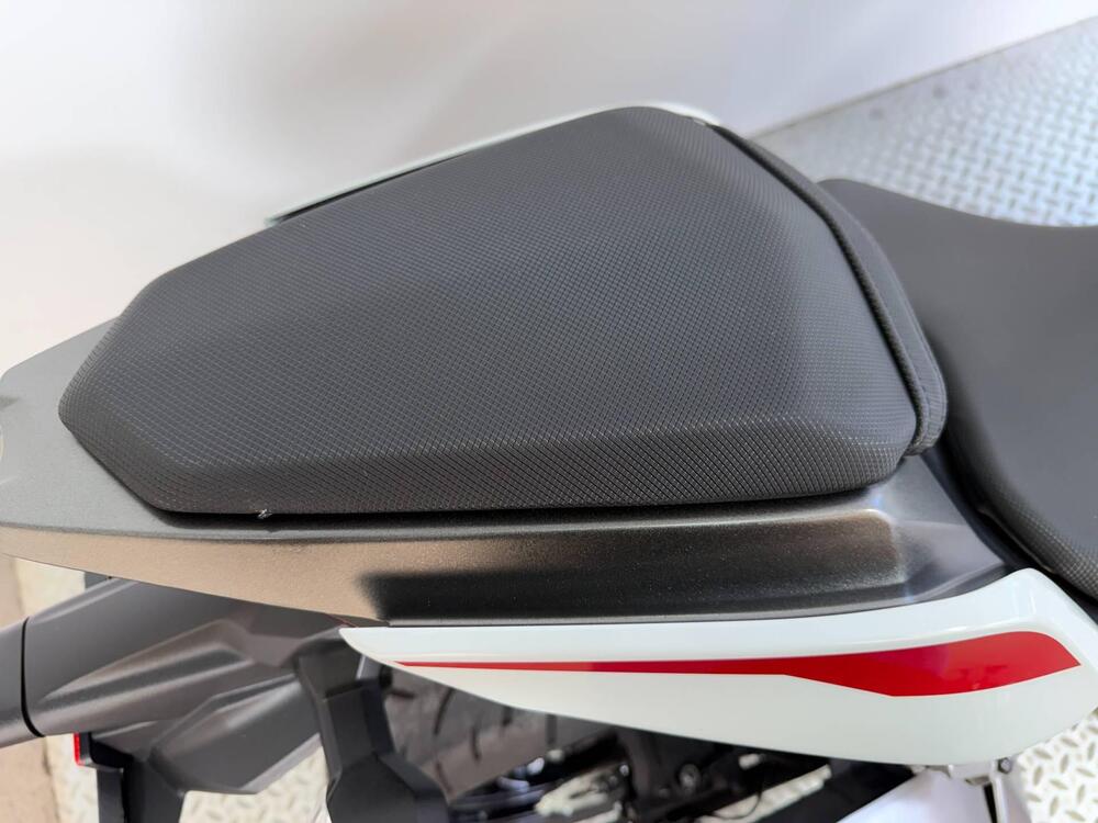 Kawasaki Z 400 Sport (2023) (4)