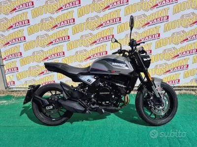 Moto Morini SEIEMMEZZO STR (2022 - 26) usata