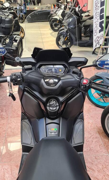 Yamaha X-Max 125 (2025) (2)