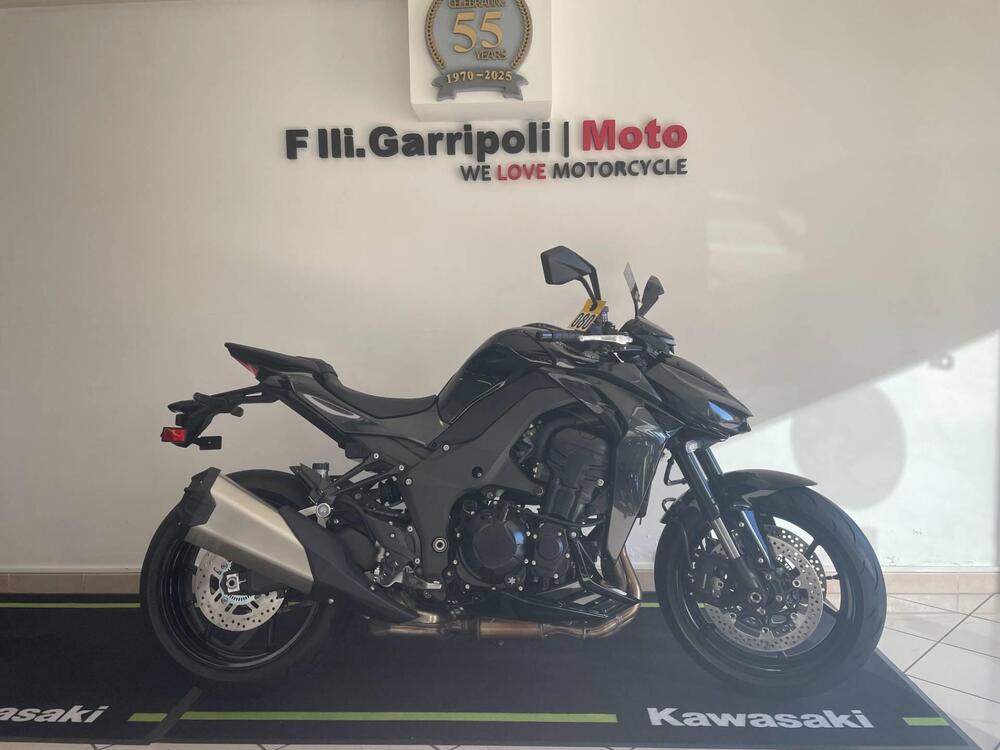 Kawasaki Z 1100 (2026) (2)