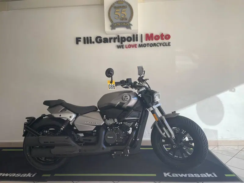Benelli Leoncino 400 Bobber (2026) (2)