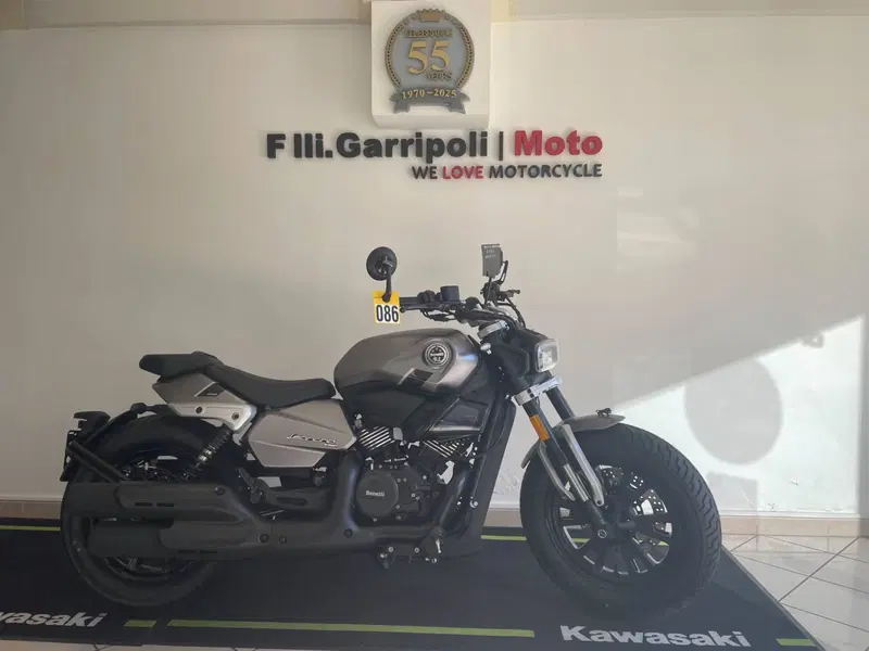 Benelli Leoncino 400 Bobber (2026) (3)