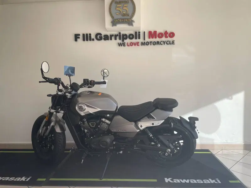 Benelli Leoncino 400 Bobber (2026)