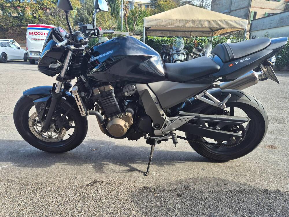 Kawasaki Z 750 (2003 - 06) (3)