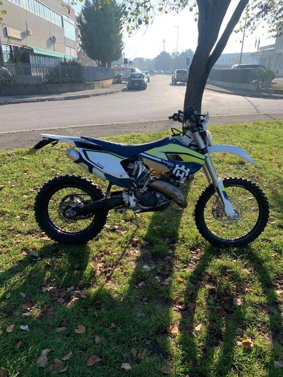 Husqvarna TE 125 (2016) (3)