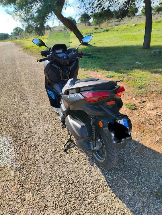 Yamaha X-Max 300 Tech Max (2021 - 24) (2)