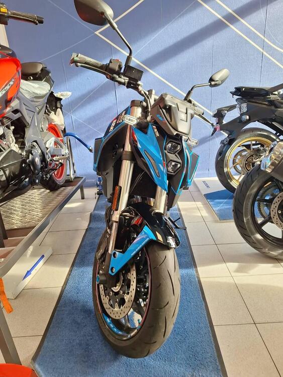 Suzuki GSX-8S (2025)