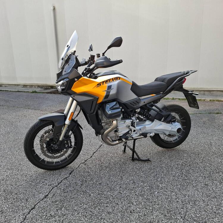 Moto Guzzi Stelvio PFF (2024 - 25)