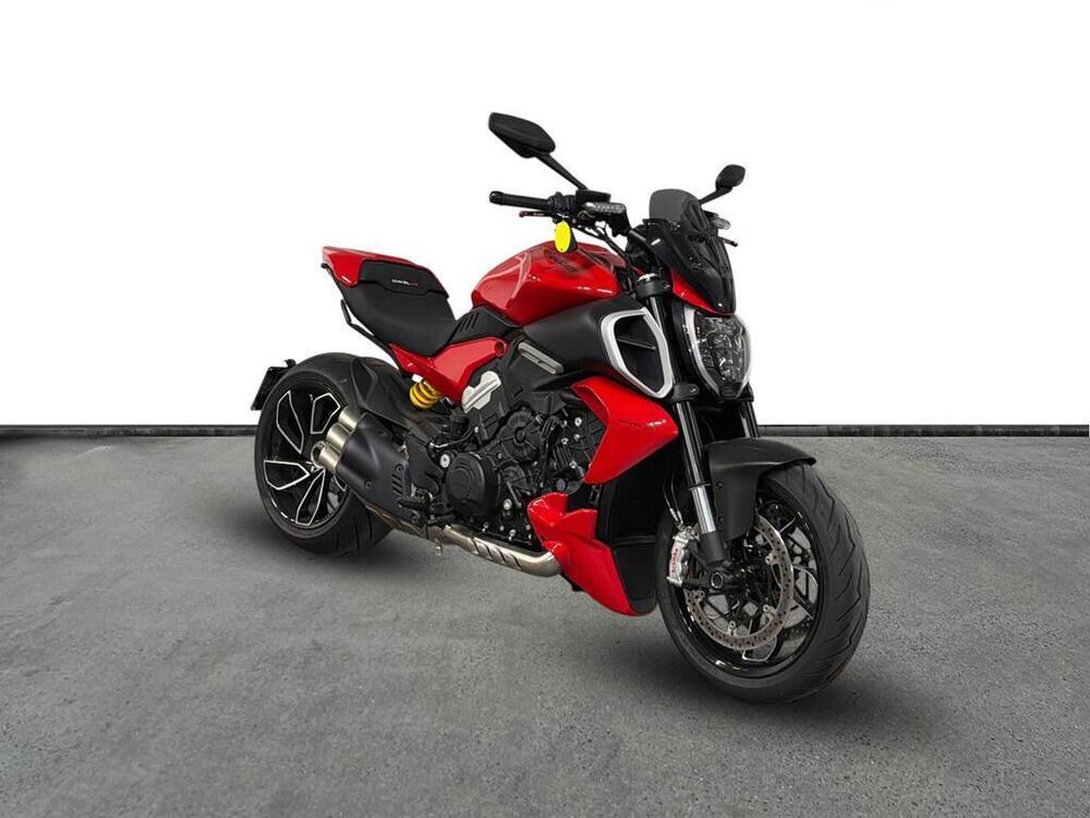 Ducati Diavel V4 (2023 - 25) (2)
