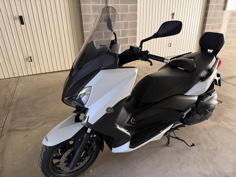 Yamaha X-Max 400 (2013 - 16) (4)