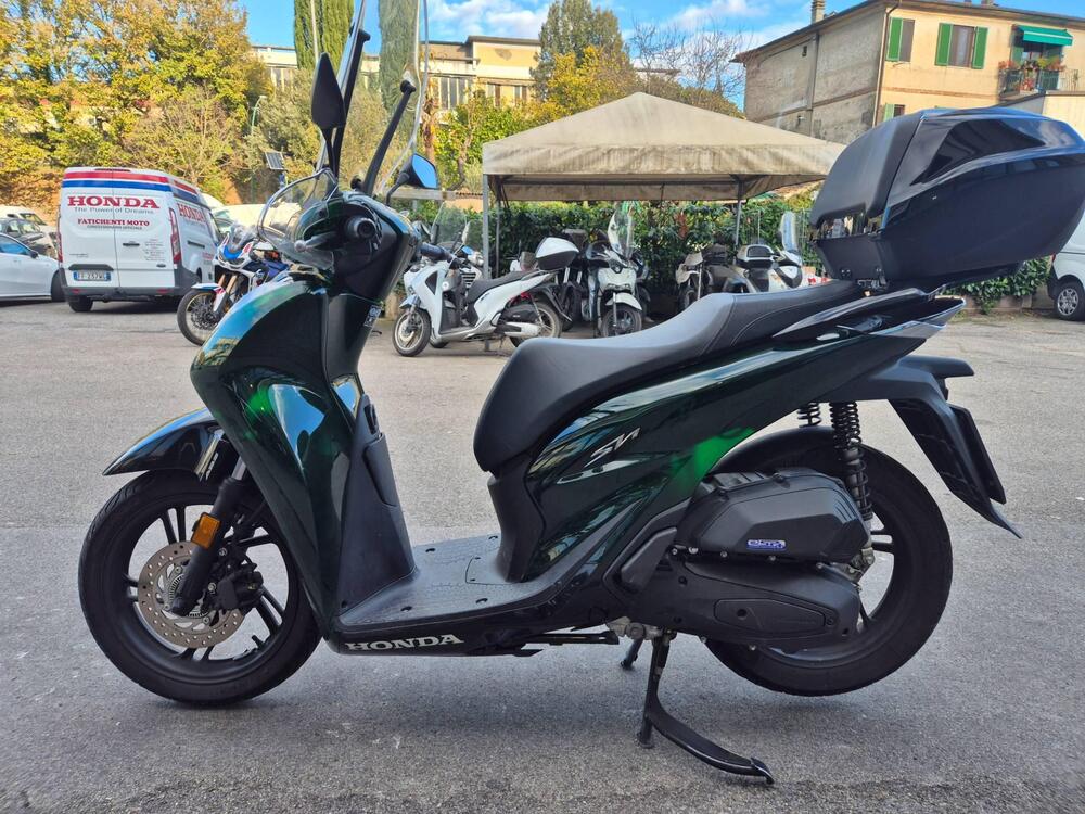 Honda SH 125i Vetro (2024 - 25) (2)