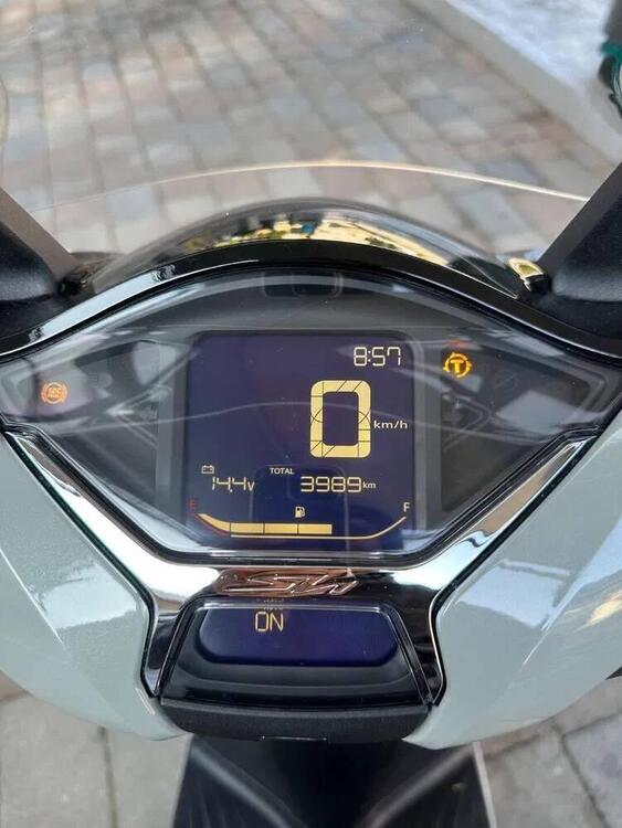 Honda SH 150i (2024 - 25) (4)