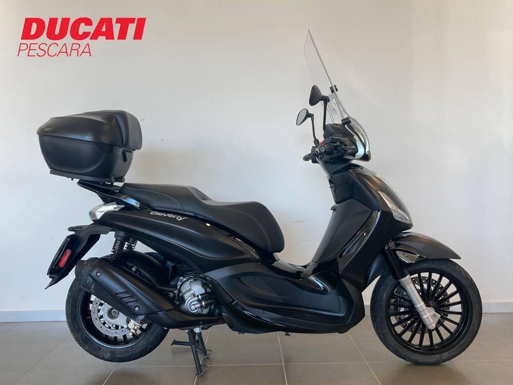 Piaggio Beverly 300 Hpe (2021)