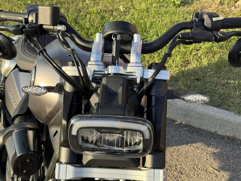 Benelli Leoncino 400 Bobber (2026) (4)