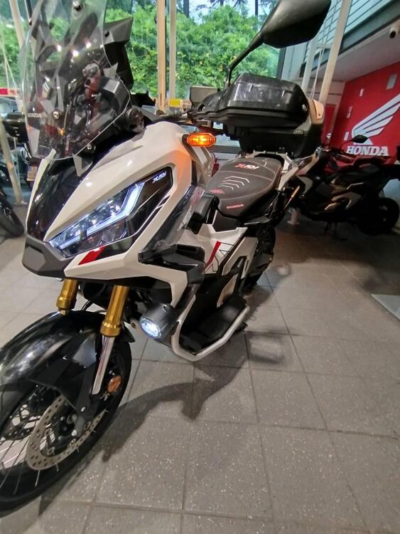 Honda X-ADV 750 DCT Gravel (2021 - 24) (3)