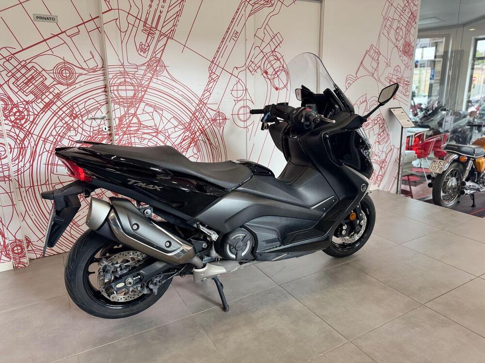 Yamaha T-Max 530 (2017 - 19) (3)