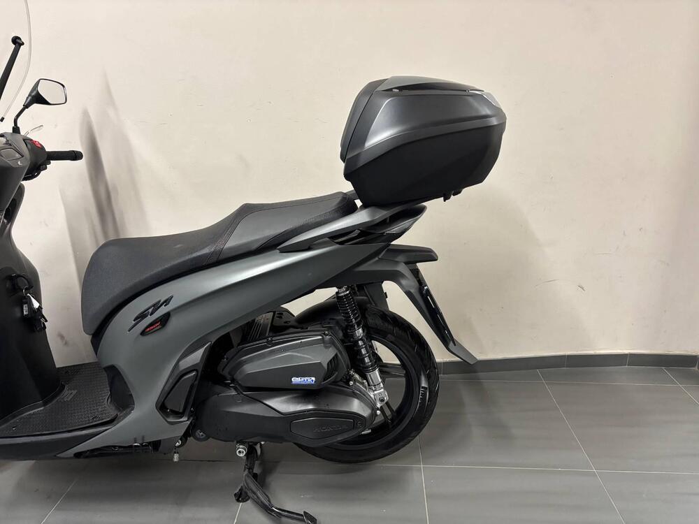 Honda SH 350i Sport (2025) (2)
