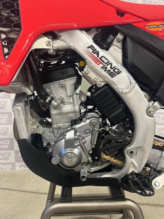 Honda CRF 250 RX Enduro (2026) (4)