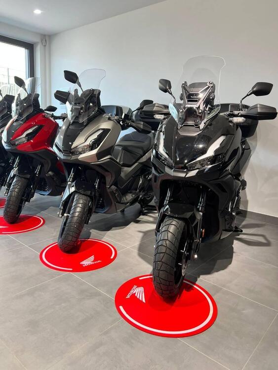 Honda ADV 350 (2025) (2)