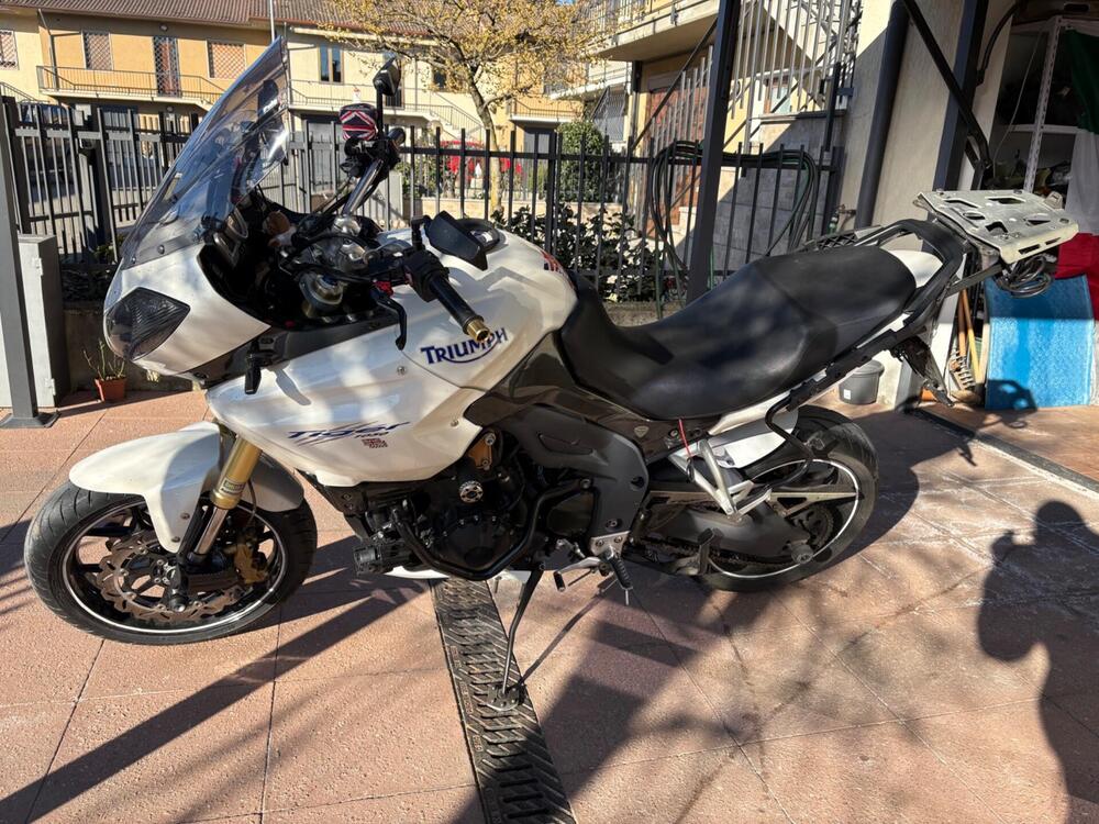 Triumph Tiger 1050 (2006 - 12) (2)
