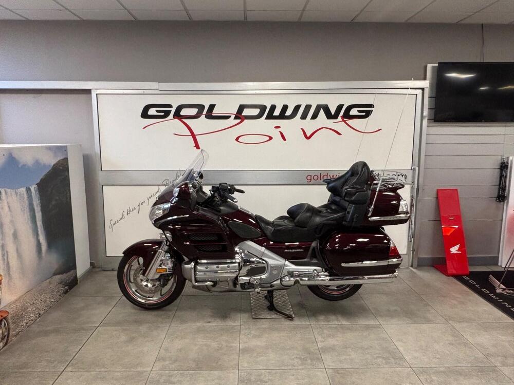 Honda GL 1800 Gold Wing (2007 - 11) (2)