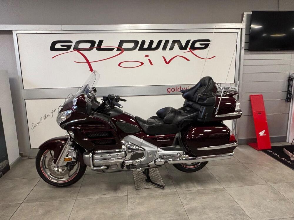 Honda GL 1800 Gold Wing (2007 - 11) (4)