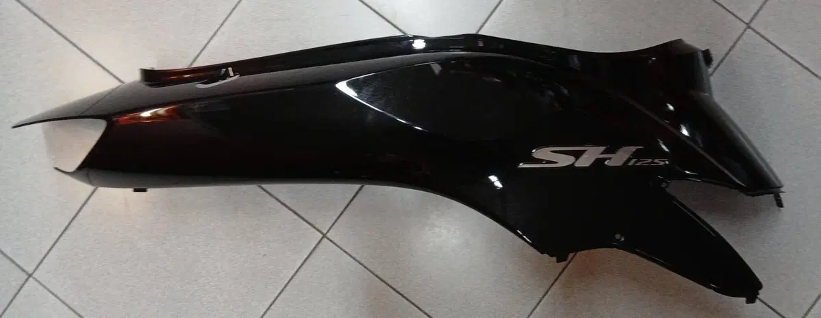83450KPR900ZF Copertura posteriore destra SH Honda
