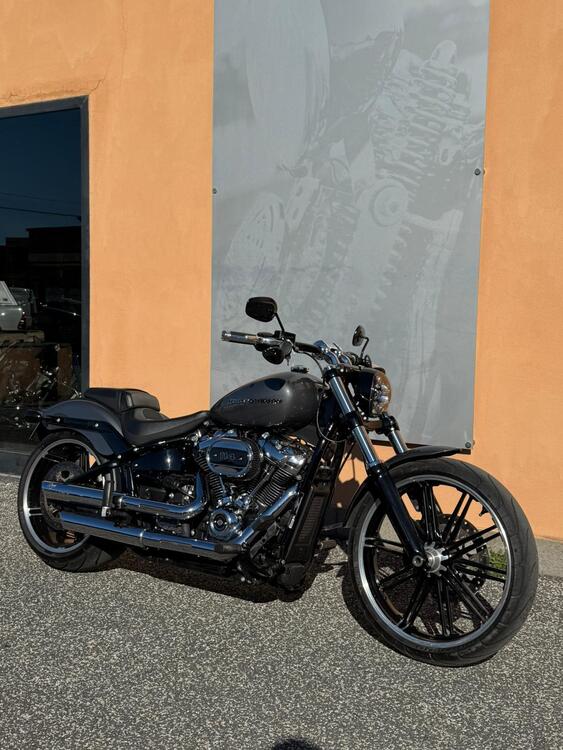 Harley-Davidson Breakout (2021 - 22) (3)