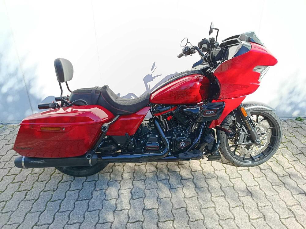 Harley-Davidson CVO Road Glide ST (2025) (2)