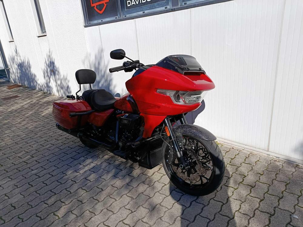 Harley-Davidson CVO Road Glide ST (2025) (4)