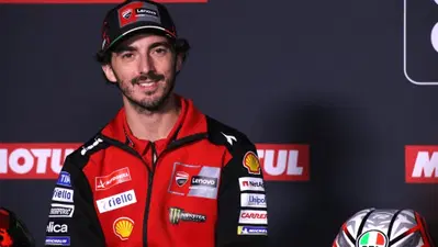 MotoGP 2025. GP di Valencia. Pecco Bagnaia: 'Ho dovuto cambiare obiettivo: ora un buon risultato è la top 5. Miglior consiglio? Divertiti'