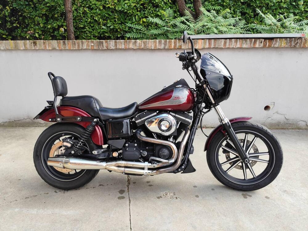 Harley-Davidson 1690 Street Bob Special (2015 - 16) - FXDB