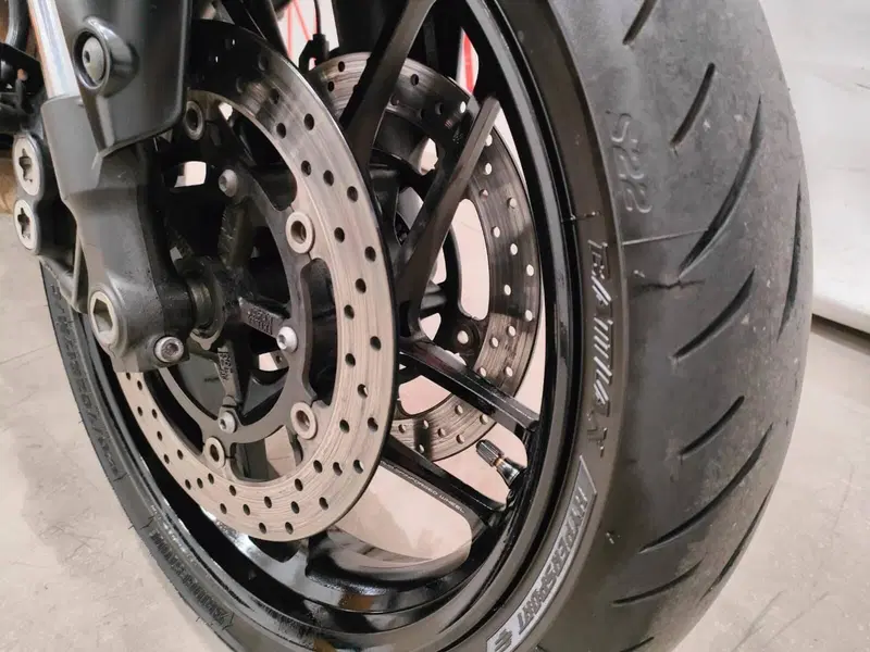 Yamaha MT-09 (2021 - 23) (5)