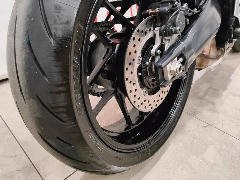 Yamaha MT-09 (2021 - 23) (6)