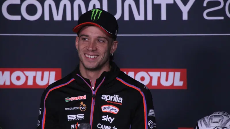 MotoGP 2025. GP di Valencia. Marco Bezzecchi: "Riavere Jorge Martin nel box? Bello per lui e per tutta l'Aprilia"