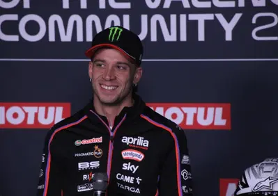MotoGP 2025. GP di Valencia. Marco Bezzecchi: Riavere Jorge Martin nel box? Bello per lui e per tutta l'Aprilia