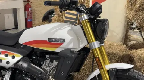 presentzione FANTIC motofestival MATTIA CARPI