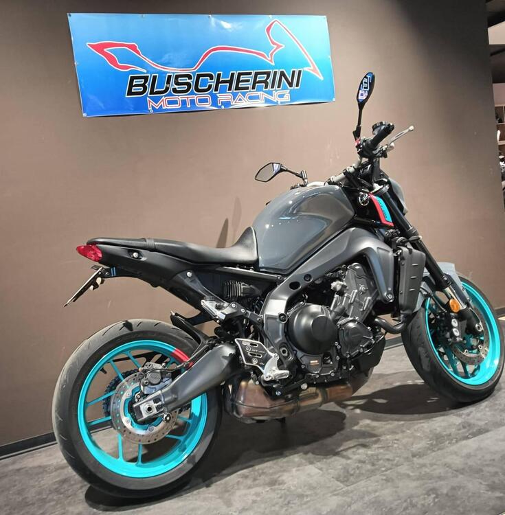 Yamaha MT-09 (2021 - 23) (2)