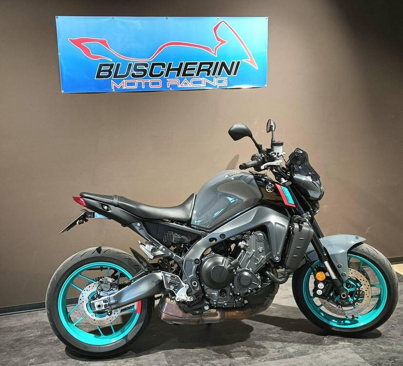 Yamaha MT-09 (2021 - 23) (5)
