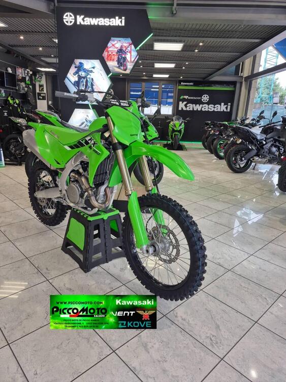Kawasaki KX 450 (2025) (2)